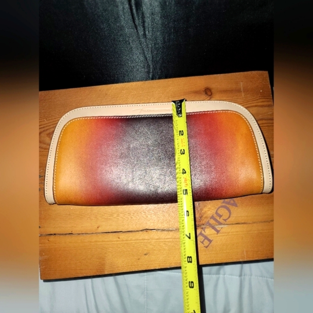Gradient Leather Wallet - Picture 6 of 7